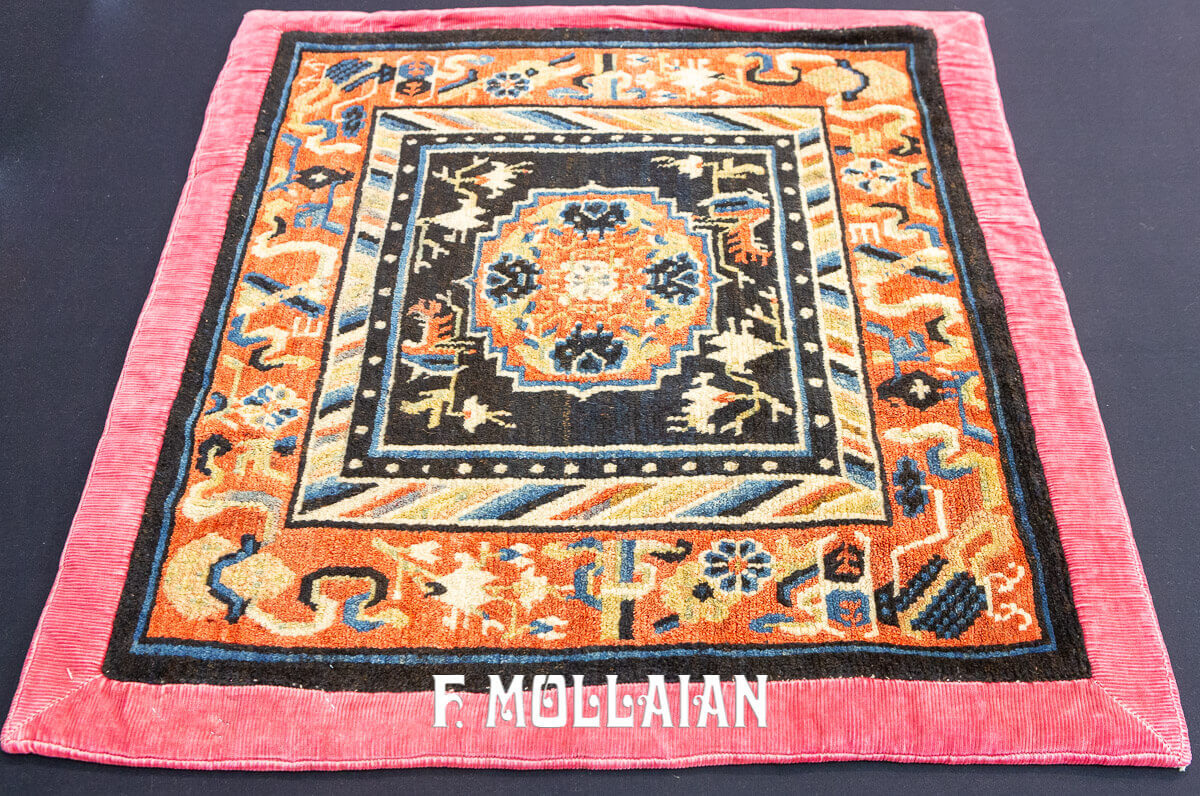 Antique Hand-knotted Tibetan Meditation Rug n°:29855895